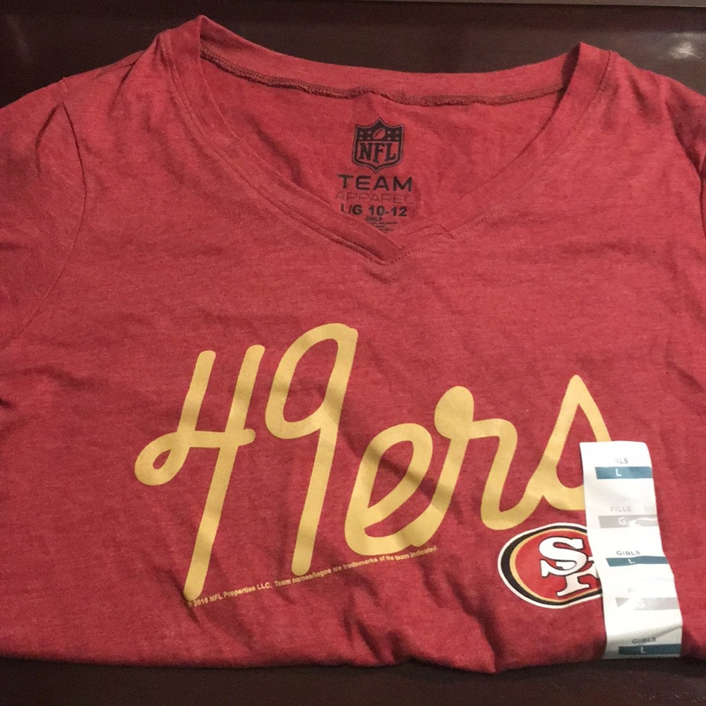 San Francisco 49er’s v-neck T-shirt girls large